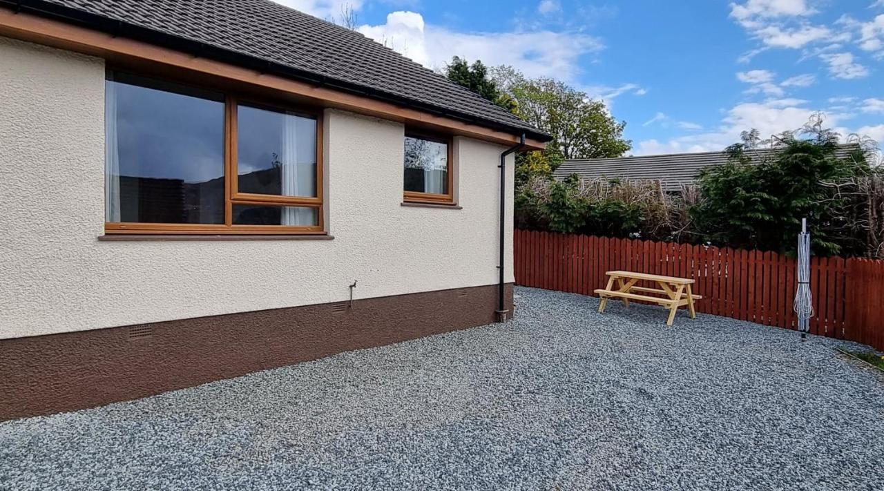 20 Stormyhill Road, Portree, Isle Of Skye Villa Exterior photo